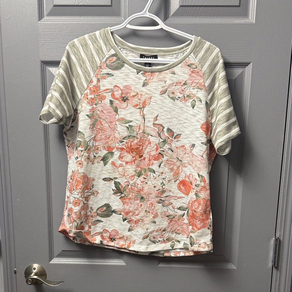 Tribal Floral and Striped Short Sleeve Tee
Loc 3D